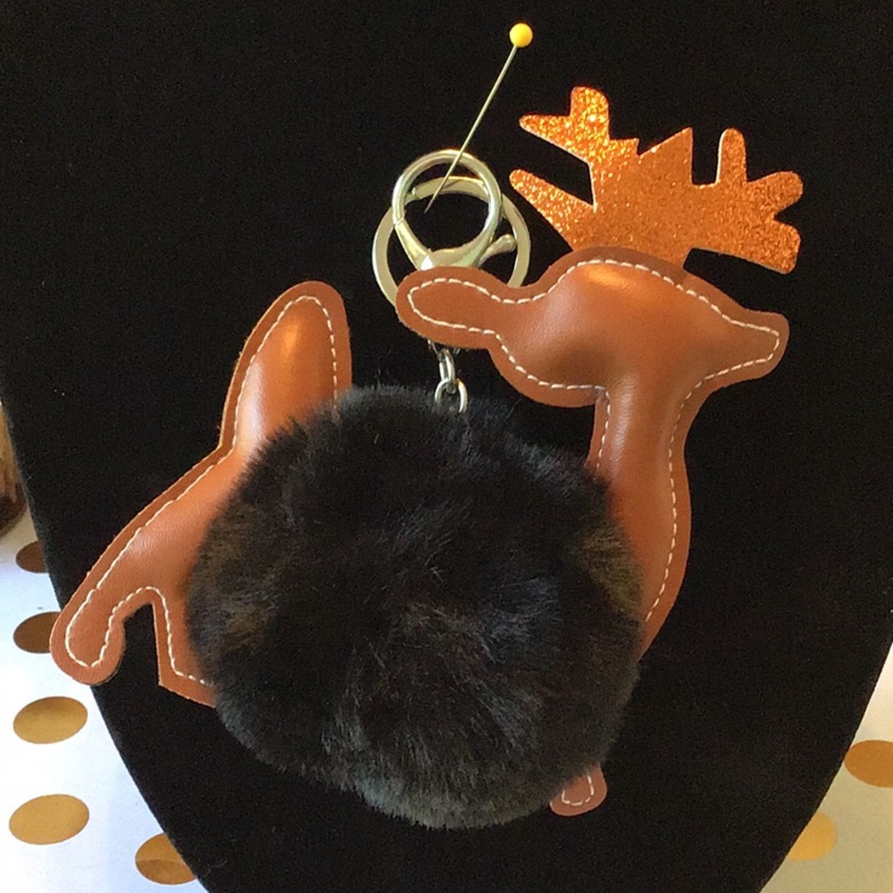 BLACK REINDEER FLUFFBALL KEYCHAIN - Picture 3 of 3